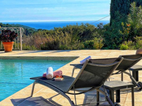 Villa Florentine Proche Bandol, piscine et vue mer
